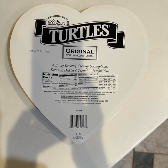 VTG DeMETs TURTLE VALENTINE STRIPE HEART CHOCOLATE BOX 10.75” RED GIFT ROMANTIC - Picture 5 of 8